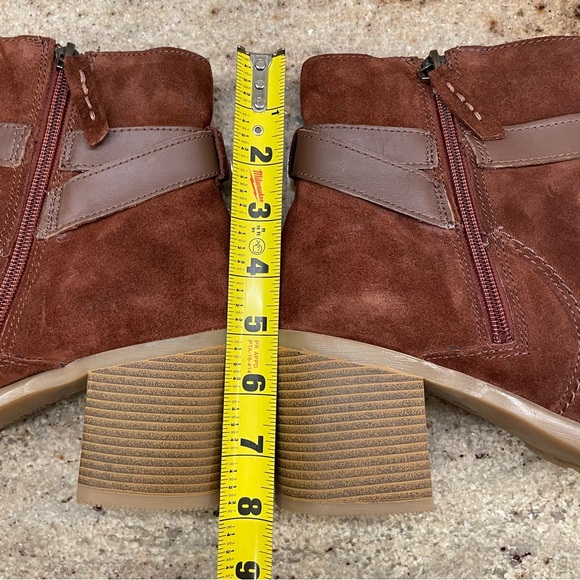 Clarks Clarkwell Hall British Tan Suede Heeled Bootie - Picture 8 of 14